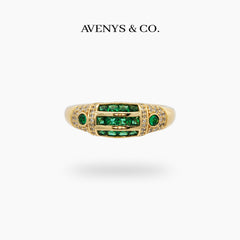 Cleopatra Ring with Green Emerald Stone – on Yellow Gold