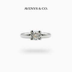 Suspension Classic Ring with White Round Stone – on White Gold