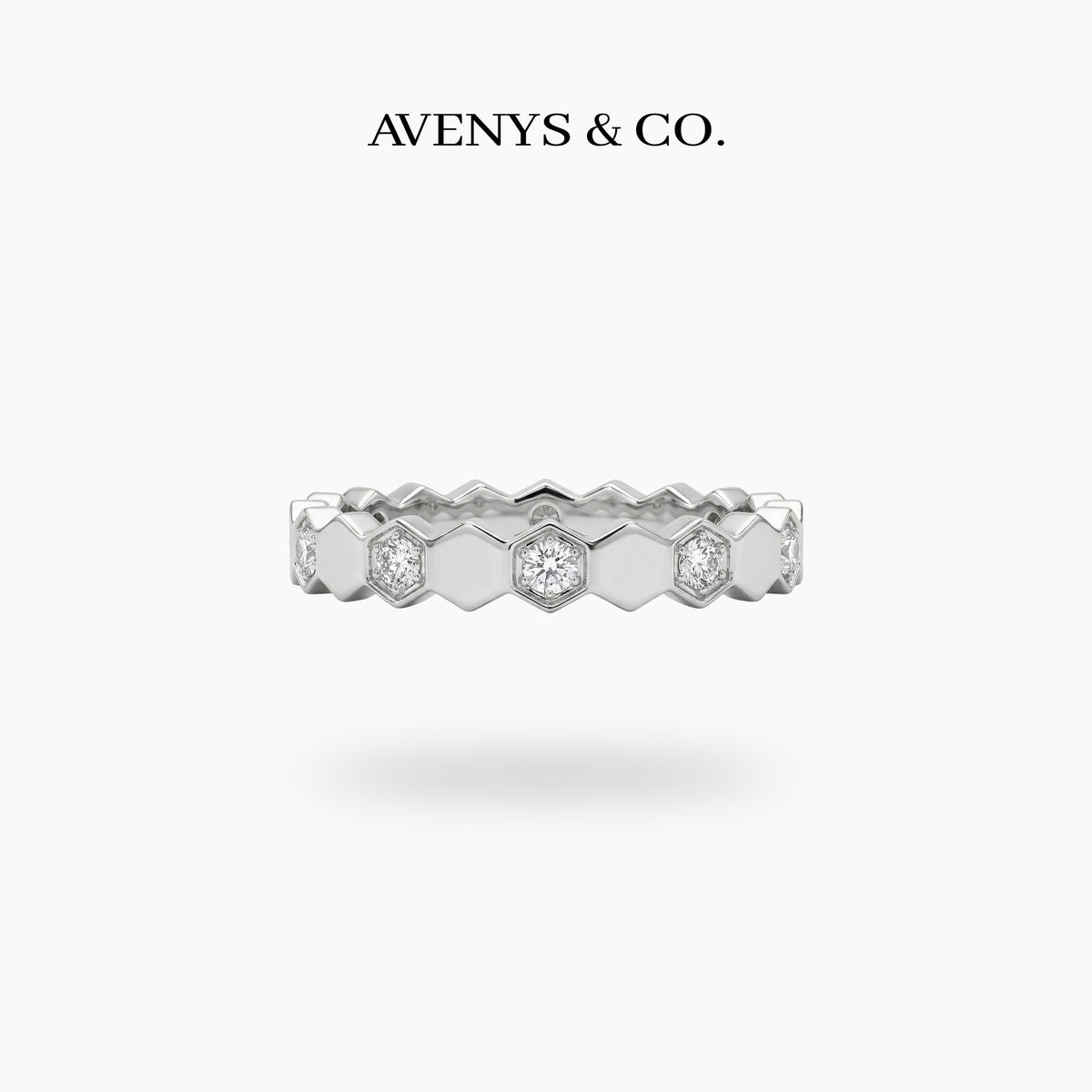 Honeycomb Ring with White Round Stone – on White Gold