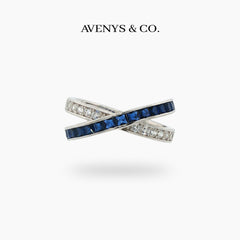 Interlink Ring with Blue Emerald Stone – on White Gold
