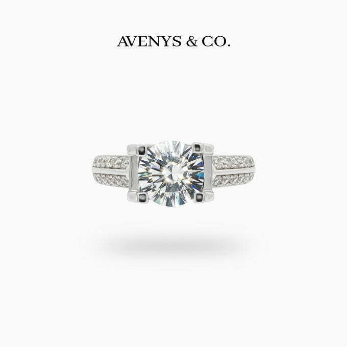 Suspension Max Pave Ring with White Round Stone – on White Gold