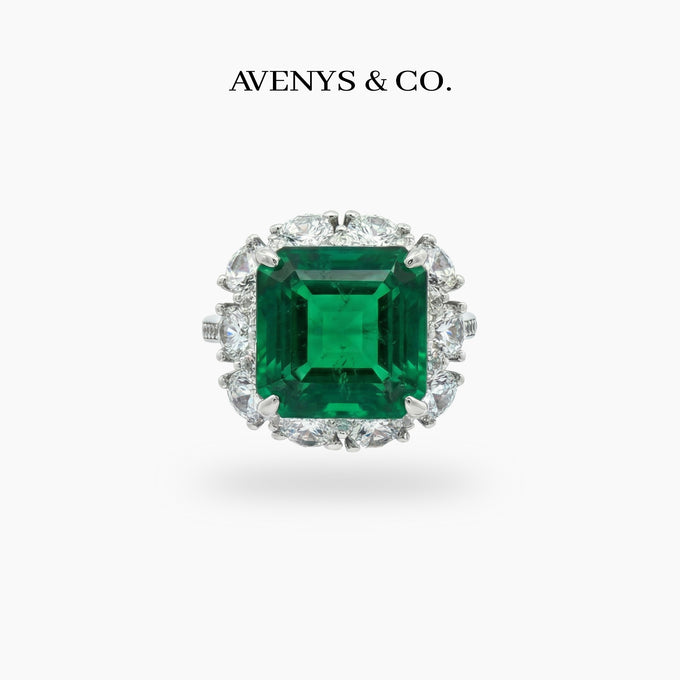 Princess Halo Ring with Green Princess Stone – on White Gold