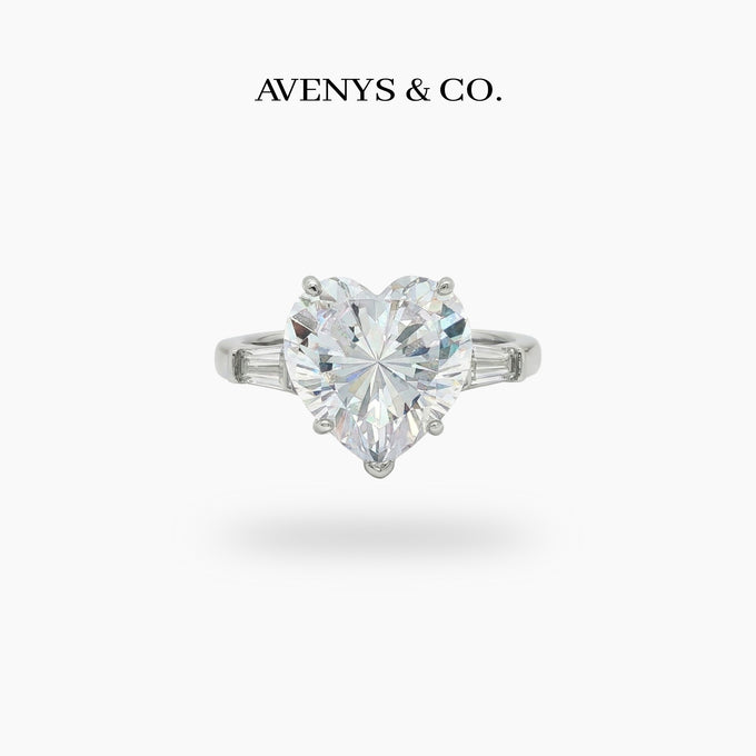 Love Heart Trilogy with White Heart Stone – on White Gold