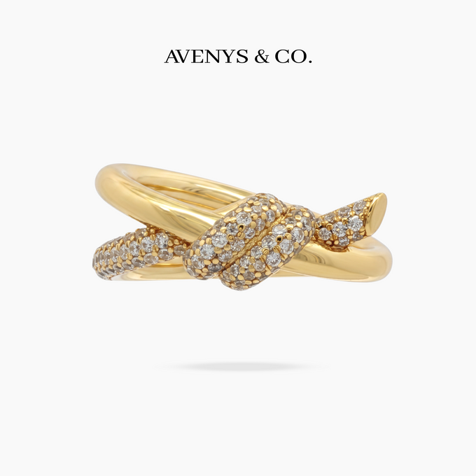 Love Knot Ring with White Round Stone – on Yellow Gold