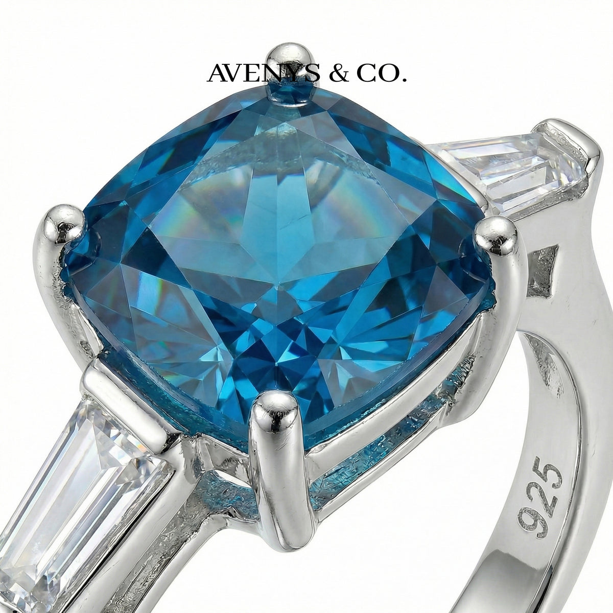 Princess Trilogy Ring with Blue Princess Stone – on White Gold