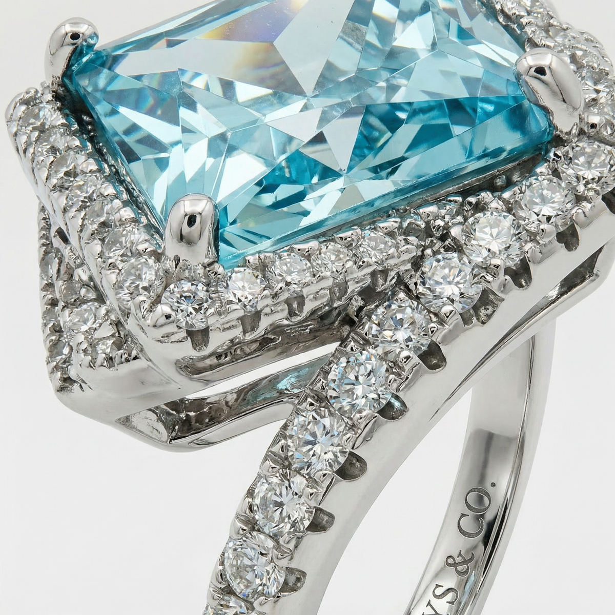 Side Radiant Ring with Aquamarine Radiant Stone – on White Gold