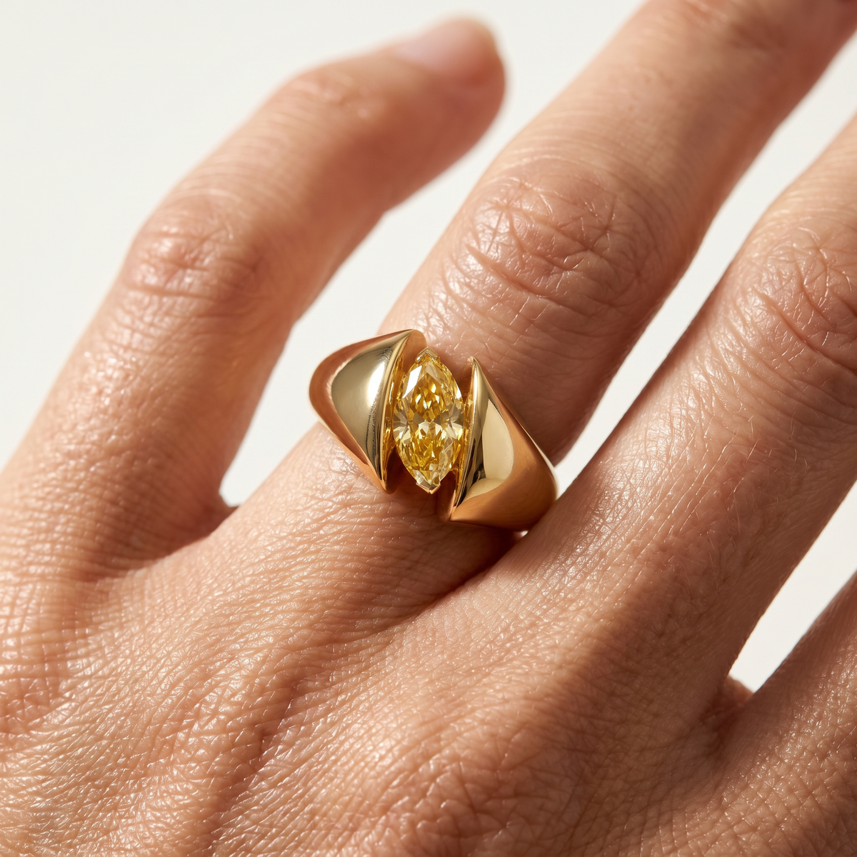 Floating Marquise RIng with Yellow Marquise Stone – on Yellow Gold