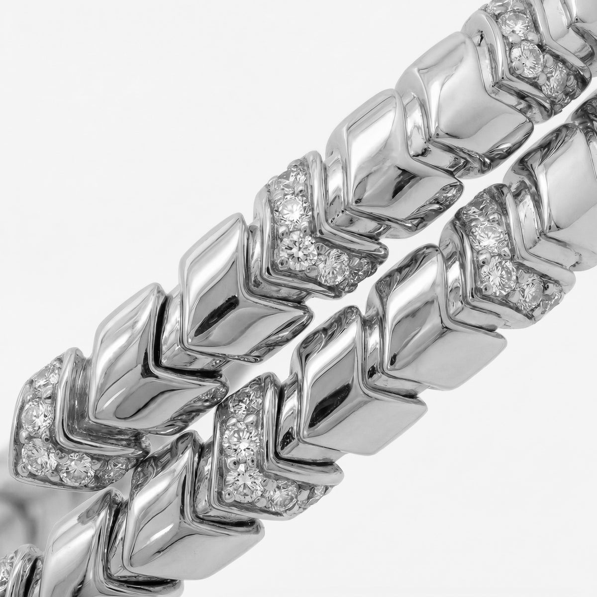 Chevron  Bangle with White Round Stone – on White Gold