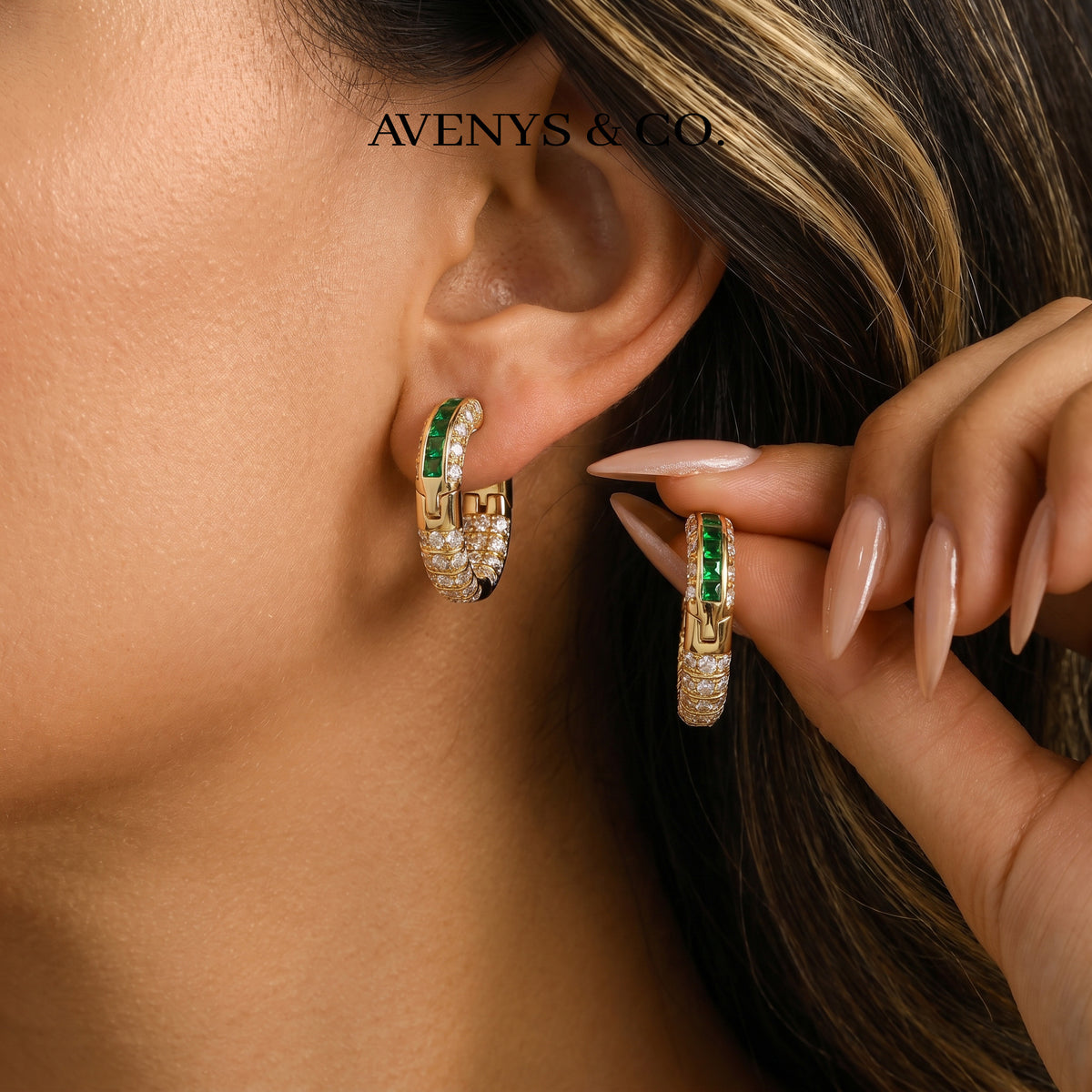 Greenline Earrings with Green Emerald Stone – on Yellow Gold