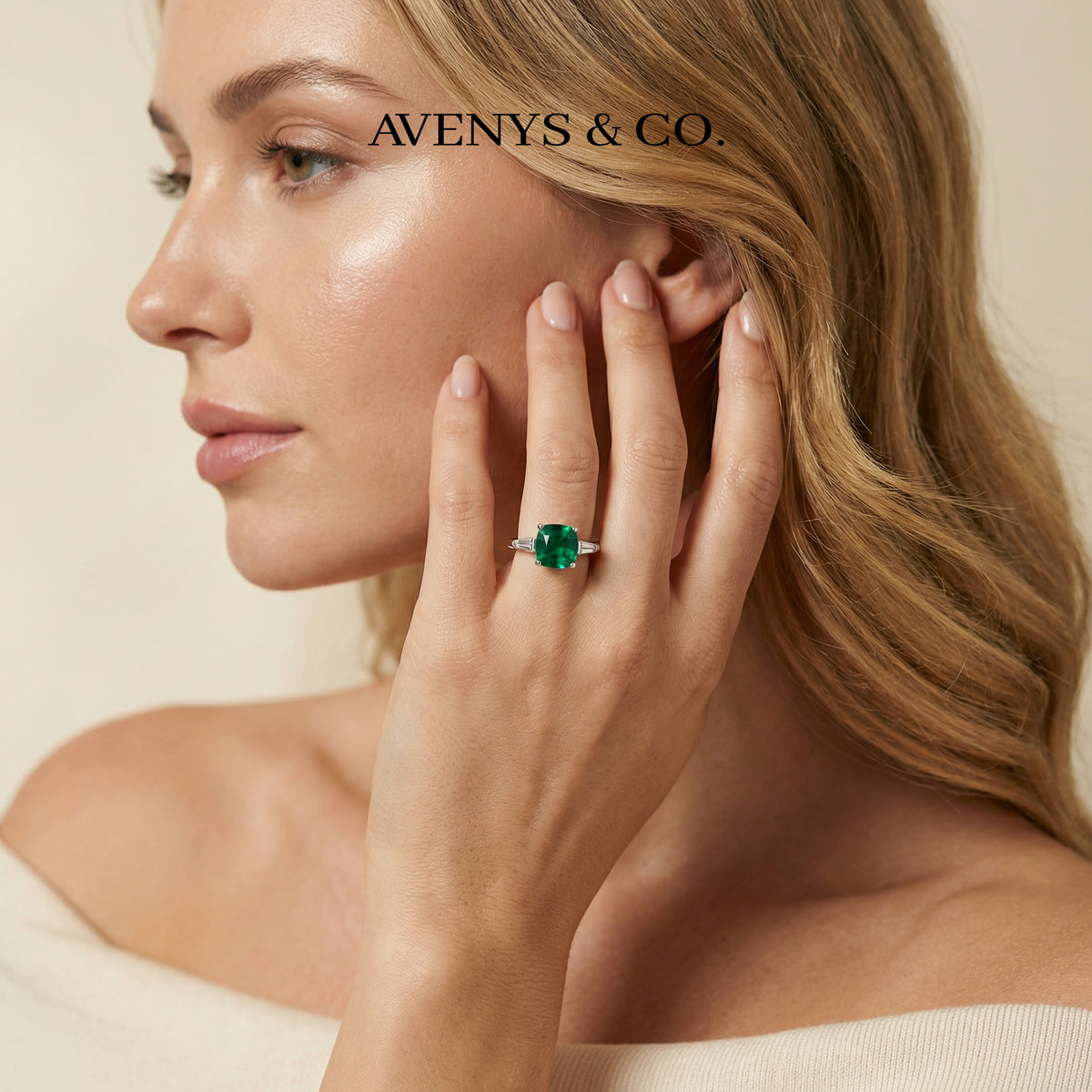 Princess Trilogy Ring with Green Princess Stone – on White Gold