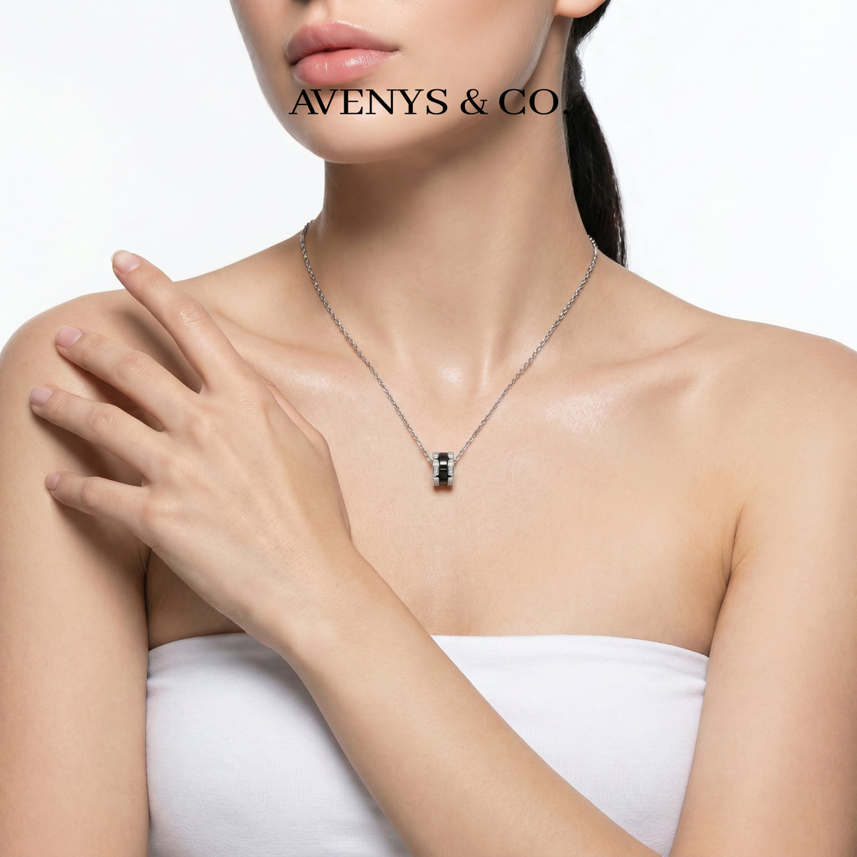 Connected Necklace with Black Round Stone – on White Gold