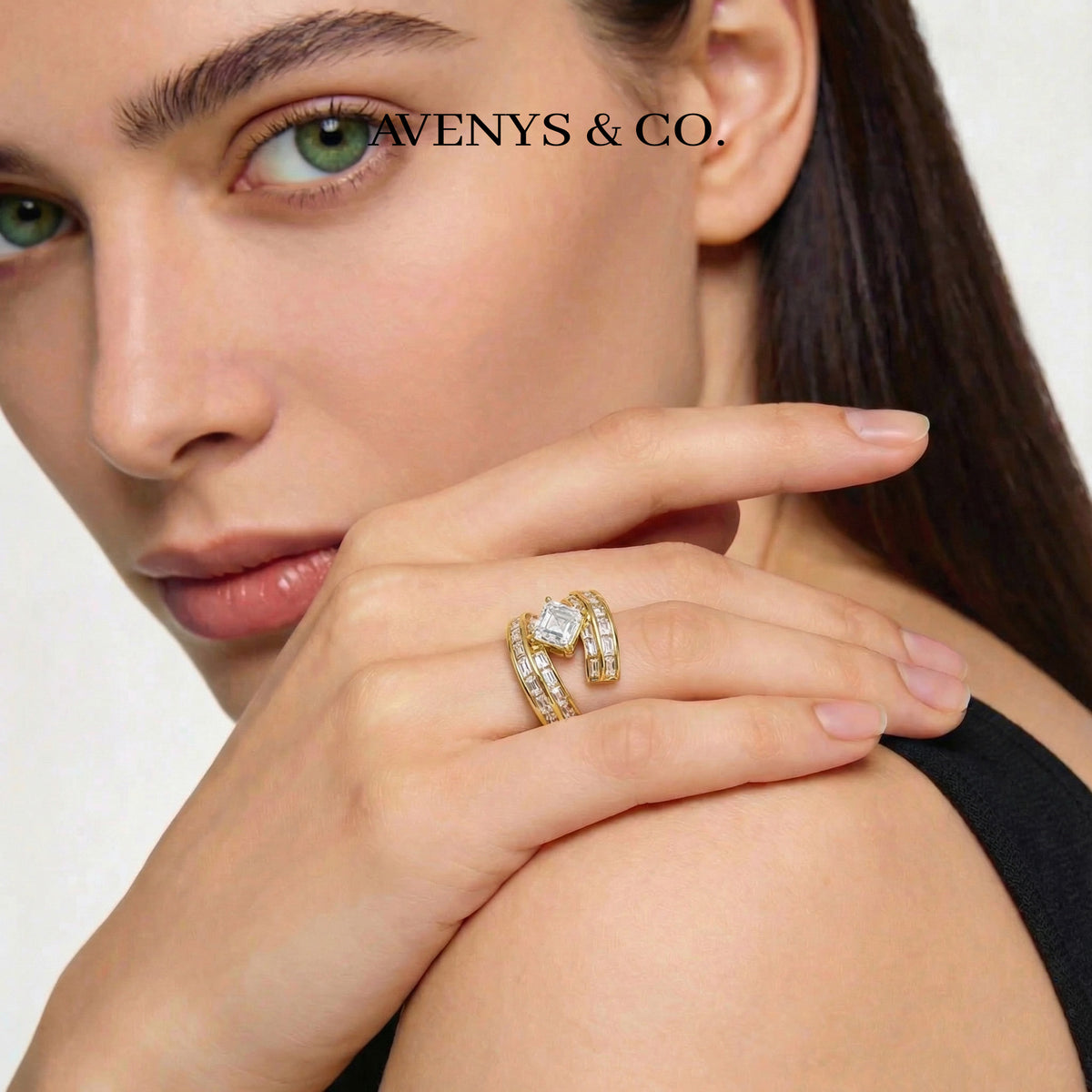 Bypass Baguette Ring with White Asscher Stone – on Yellow Gold