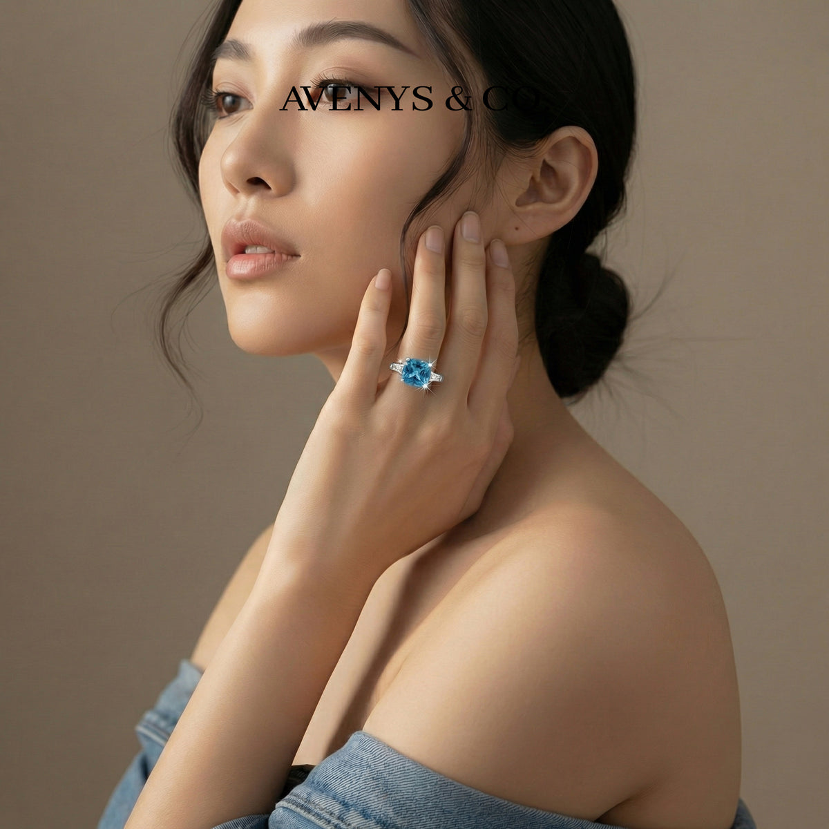 Princess Trilogy Ring with Blue Princess Stone – on White Gold
