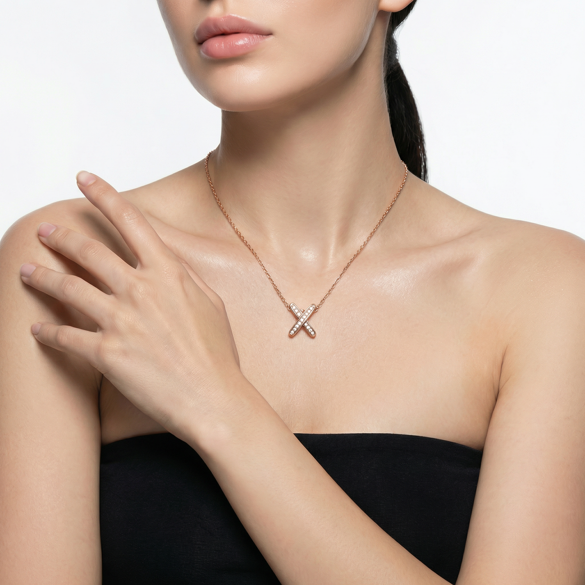 Interlink Necklace Rose Pendant with White Round Stone – on Rose Gold