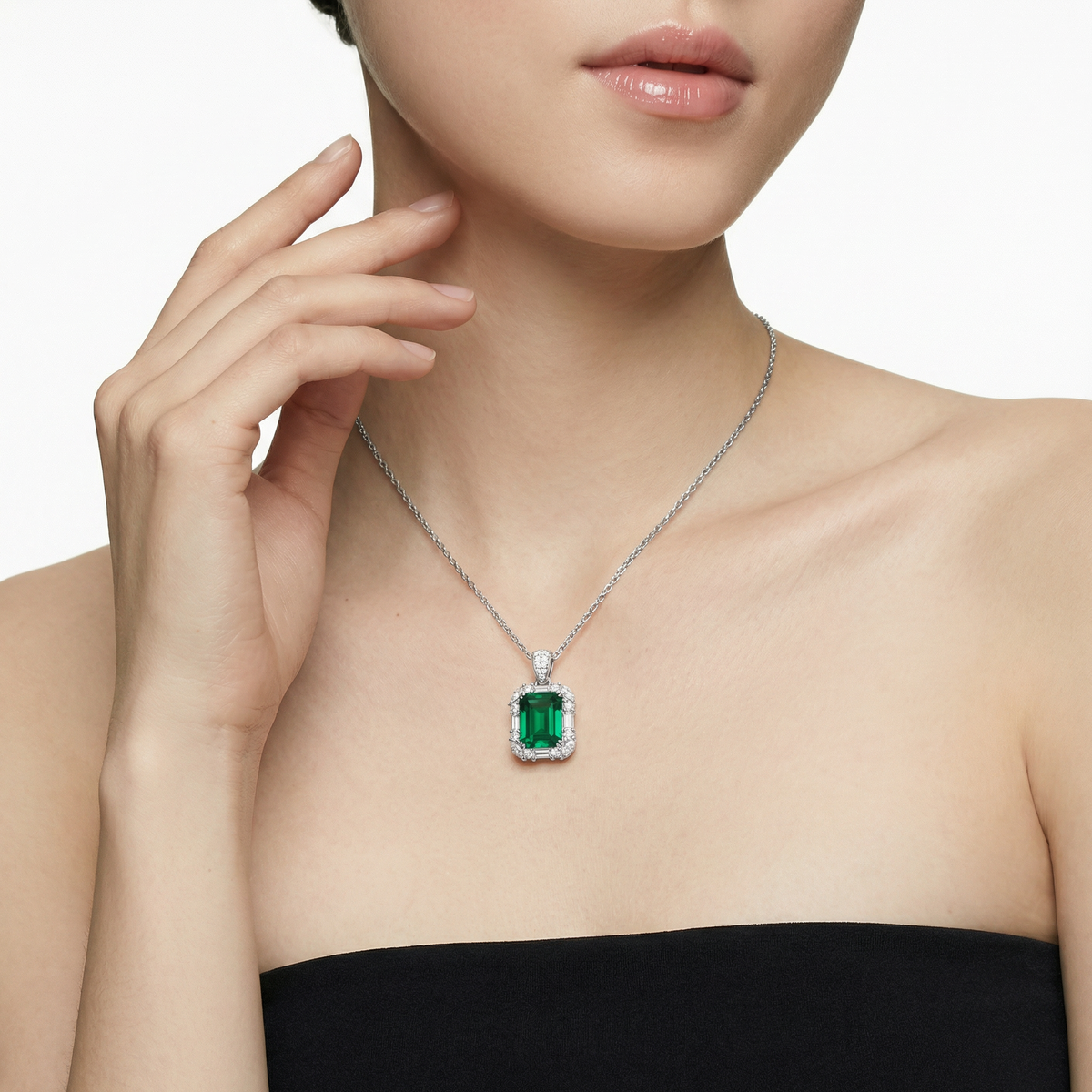 Eden Frame Necklace with Green Radiant Stone – on White Gold