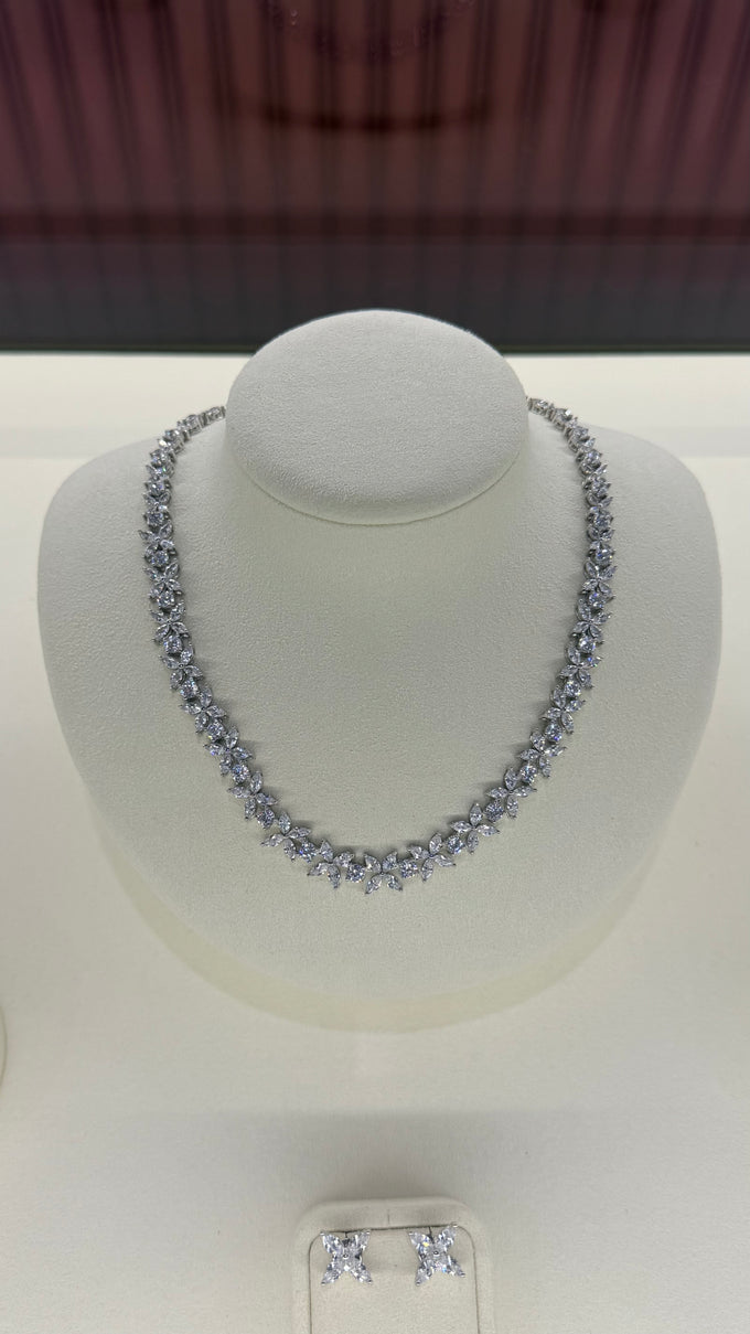 Star Eternity Necklace