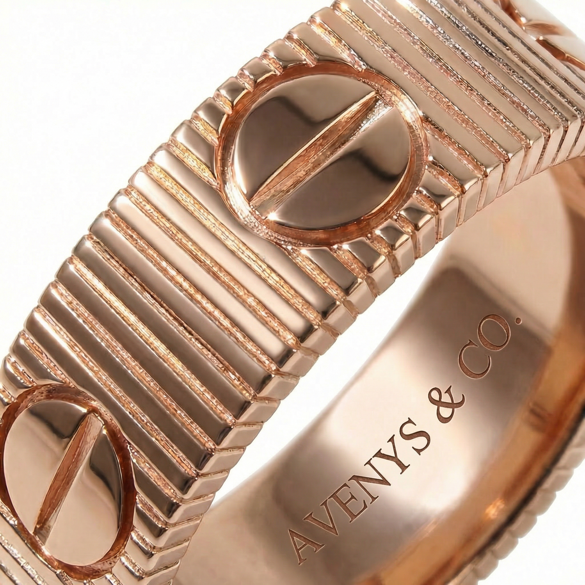 Loop Classic Ring – on Rose Gold