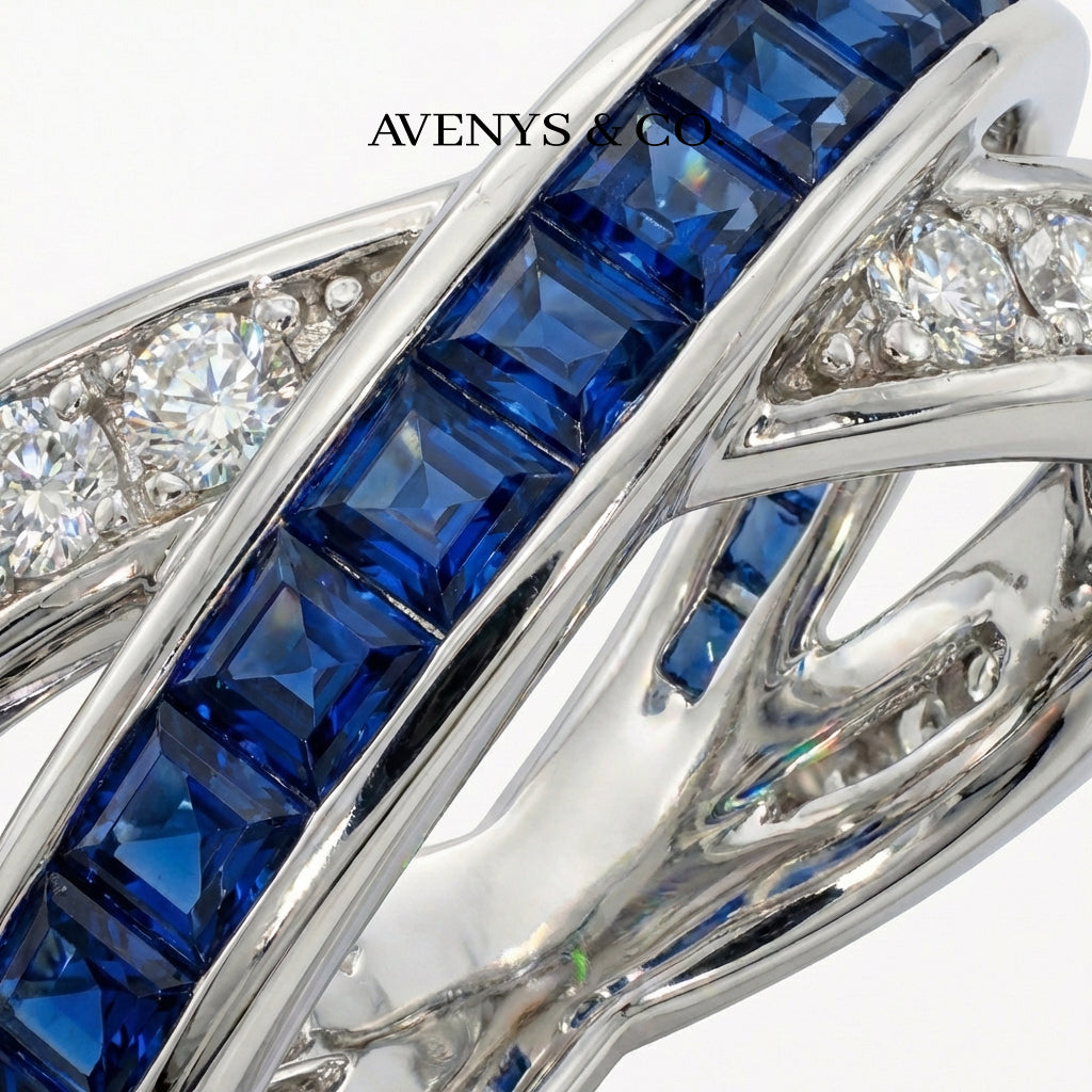Interlink Ring with Blue Emerald Stone – on White Gold