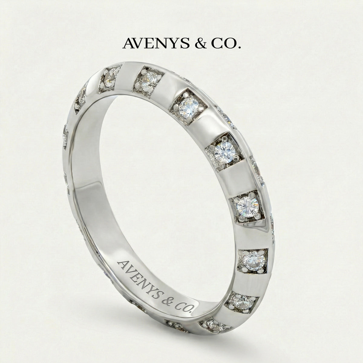 Gridline Ring with White Round Stone – on White Gold