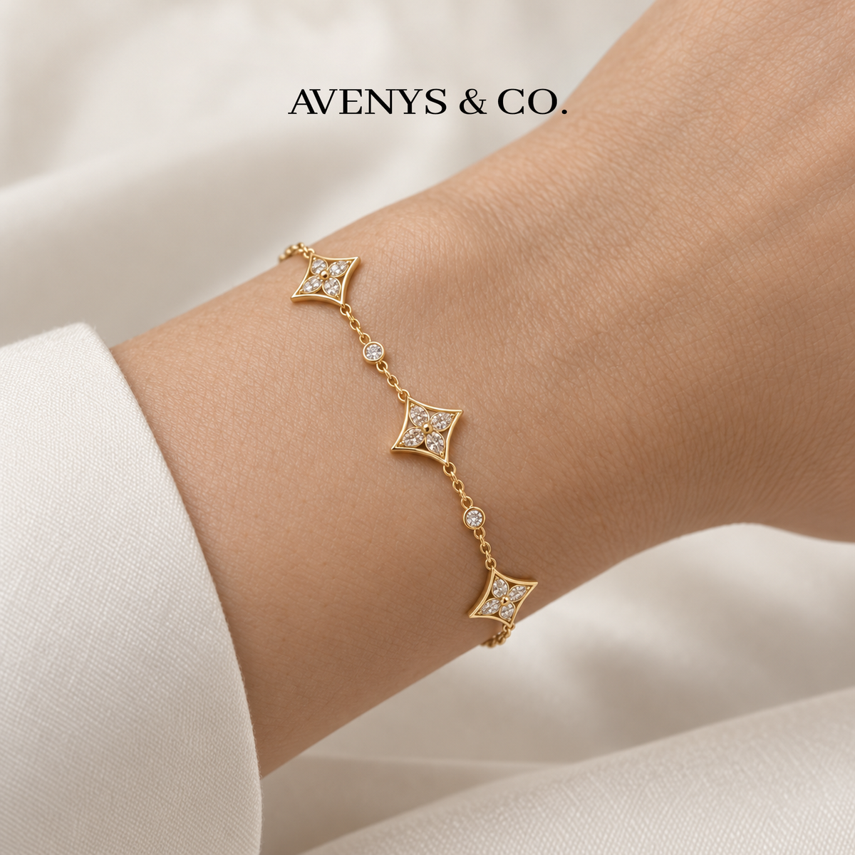 AV Bloom Starburst Bracelet on Yellow Gold — wrist view