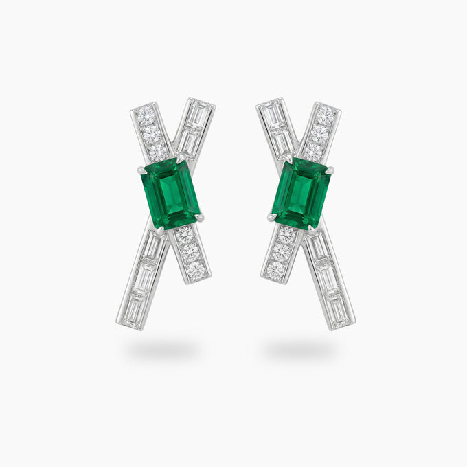Tracks Earrings with Green Emerald Stone – on White Gold
